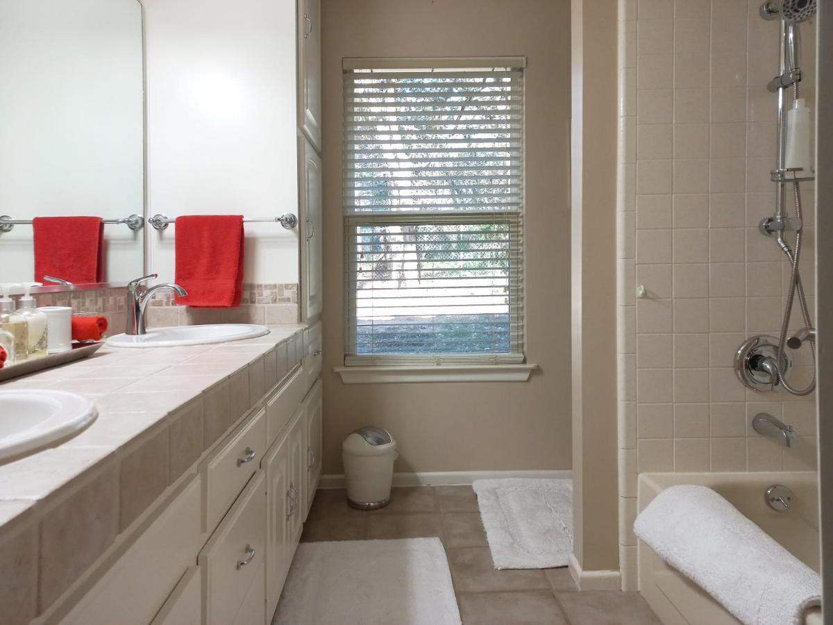 Ferienwohnung King Bed In Relaxing Oasis, With Free Snack/Wi-Fi/Parking San Marcos Exterior foto