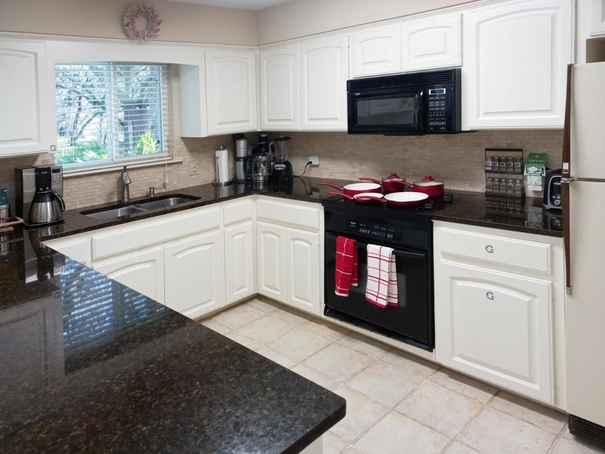 Ferienwohnung King Bed In Relaxing Oasis, With Free Snack/Wi-Fi/Parking San Marcos Exterior foto